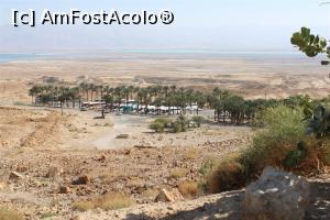 [P13] Masada, Parcarea văzută din Calea Șarpelui, deșert și o oază de palmieri plantați acolo! » foto by mprofeanu
 - 
<span class="allrVoted glyphicon glyphicon-heart hidden" id="av1146638"></span>
<a class="m-l-10 hidden" id="sv1146638" onclick="voting_Foto_DelVot(,1146638,22151)" role="button">șterge vot <span class="glyphicon glyphicon-remove"></span></a>
<a id="v91146638" class=" c-red"  onclick="voting_Foto_SetVot(1146638)" role="button"><span class="glyphicon glyphicon-heart-empty"></span> <b>LIKE</b> = Votează poza</a> <img class="hidden"  id="f1146638W9" src="/imagini/loader.gif" border="0" /><span class="AjErrMes hidden" id="e1146638ErM"></span>