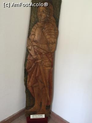 [P07] sculptura reprezentandu-l pe Dimitrie Cantemir - - Muzeul Tiparului » foto by Dan&Ema
 - 
<span class="allrVoted glyphicon glyphicon-heart hidden" id="av870094"></span>
<a class="m-l-10 hidden" id="sv870094" onclick="voting_Foto_DelVot(,870094,22157)" role="button">șterge vot <span class="glyphicon glyphicon-remove"></span></a>
<a id="v9870094" class=" c-red"  onclick="voting_Foto_SetVot(870094)" role="button"><span class="glyphicon glyphicon-heart-empty"></span> <b>LIKE</b> = Votează poza</a> <img class="hidden"  id="f870094W9" src="/imagini/loader.gif" border="0" /><span class="AjErrMes hidden" id="e870094ErM"></span>