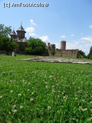 [P21] Ruine construcții anexă. » foto by tata123 🔱
 - 
<span class="allrVoted glyphicon glyphicon-heart hidden" id="av1303019"></span>
<a class="m-l-10 hidden" id="sv1303019" onclick="voting_Foto_DelVot(,1303019,22157)" role="button">șterge vot <span class="glyphicon glyphicon-remove"></span></a>
<a id="v91303019" class=" c-red"  onclick="voting_Foto_SetVot(1303019)" role="button"><span class="glyphicon glyphicon-heart-empty"></span> <b>LIKE</b> = Votează poza</a> <img class="hidden"  id="f1303019W9" src="/imagini/loader.gif" border="0" /><span class="AjErrMes hidden" id="e1303019ErM"></span>