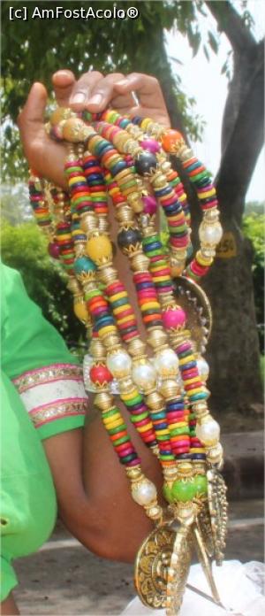 [P05] Salbe de mărgele în culori naturale.  » foto by glcitizen
 - 
<span class="allrVoted glyphicon glyphicon-heart hidden" id="av873407"></span>
<a class="m-l-10 hidden" id="sv873407" onclick="voting_Foto_DelVot(,873407,22208)" role="button">șterge vot <span class="glyphicon glyphicon-remove"></span></a>
<a id="v9873407" class=" c-red"  onclick="voting_Foto_SetVot(873407)" role="button"><span class="glyphicon glyphicon-heart-empty"></span> <b>LIKE</b> = Votează poza</a> <img class="hidden"  id="f873407W9" src="/imagini/loader.gif" border="0" /><span class="AjErrMes hidden" id="e873407ErM"></span>