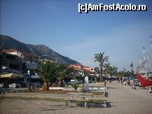 [P13] Aleea de promenada din Nidri » foto by georgiana
 - 
<span class="allrVoted glyphicon glyphicon-heart hidden" id="av167477"></span>
<a class="m-l-10 hidden" id="sv167477" onclick="voting_Foto_DelVot(,167477,22299)" role="button">șterge vot <span class="glyphicon glyphicon-remove"></span></a>
<a id="v9167477" class=" c-red"  onclick="voting_Foto_SetVot(167477)" role="button"><span class="glyphicon glyphicon-heart-empty"></span> <b>LIKE</b> = Votează poza</a> <img class="hidden"  id="f167477W9" src="/imagini/loader.gif" border="0" /><span class="AjErrMes hidden" id="e167477ErM"></span>