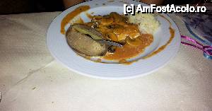 [P20] El Greco - Piept de pui cu sos alb-rosu, cartof copt si garnitura de ciuperci si orez. Delicios!  » foto by alexvat
 - 
<span class="allrVoted glyphicon glyphicon-heart hidden" id="av464913"></span>
<a class="m-l-10 hidden" id="sv464913" onclick="voting_Foto_DelVot(,464913,22299)" role="button">șterge vot <span class="glyphicon glyphicon-remove"></span></a>
<a id="v9464913" class=" c-red"  onclick="voting_Foto_SetVot(464913)" role="button"><span class="glyphicon glyphicon-heart-empty"></span> <b>LIKE</b> = Votează poza</a> <img class="hidden"  id="f464913W9" src="/imagini/loader.gif" border="0" /><span class="AjErrMes hidden" id="e464913ErM"></span>