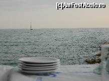 [P20] Restaurant Asterias - vedere spre mare - observati o barcuta » foto by Dabator
 - 
<span class="allrVoted glyphicon glyphicon-heart hidden" id="av350713"></span>
<a class="m-l-10 hidden" id="sv350713" onclick="voting_Foto_DelVot(,350713,22307)" role="button">șterge vot <span class="glyphicon glyphicon-remove"></span></a>
<a id="v9350713" class=" c-red"  onclick="voting_Foto_SetVot(350713)" role="button"><span class="glyphicon glyphicon-heart-empty"></span> <b>LIKE</b> = Votează poza</a> <img class="hidden"  id="f350713W9" src="/imagini/loader.gif" border="0" /><span class="AjErrMes hidden" id="e350713ErM"></span>