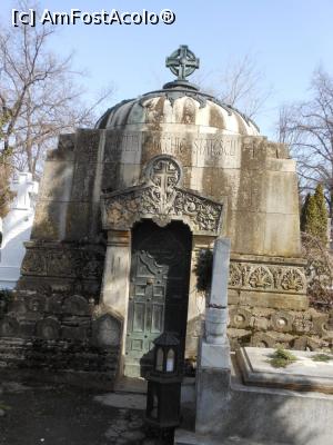 [P32] Panteonul României - Cimitirul Bellu. » foto by iulianic
 - 
<span class="allrVoted glyphicon glyphicon-heart hidden" id="av1218504"></span>
<a class="m-l-10 hidden" id="sv1218504" onclick="voting_Foto_DelVot(,1218504,22321)" role="button">șterge vot <span class="glyphicon glyphicon-remove"></span></a>
<a id="v91218504" class=" c-red"  onclick="voting_Foto_SetVot(1218504)" role="button"><span class="glyphicon glyphicon-heart-empty"></span> <b>LIKE</b> = Votează poza</a> <img class="hidden"  id="f1218504W9" src="/imagini/loader.gif" border="0" /><span class="AjErrMes hidden" id="e1218504ErM"></span>