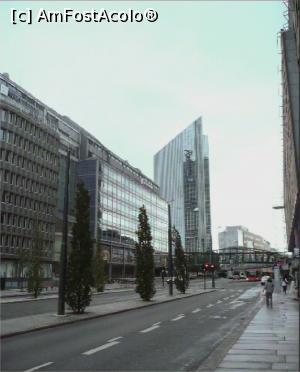 [P02] Strada Karl Johans o îmbinare de tradițional și modern.  » foto by glcitizen
 - 
<span class="allrVoted glyphicon glyphicon-heart hidden" id="av965530"></span>
<a class="m-l-10 hidden" id="sv965530" onclick="voting_Foto_DelVot(,965530,22348)" role="button">șterge vot <span class="glyphicon glyphicon-remove"></span></a>
<a id="v9965530" class=" c-red"  onclick="voting_Foto_SetVot(965530)" role="button"><span class="glyphicon glyphicon-heart-empty"></span> <b>LIKE</b> = Votează poza</a> <img class="hidden"  id="f965530W9" src="/imagini/loader.gif" border="0" /><span class="AjErrMes hidden" id="e965530ErM"></span>