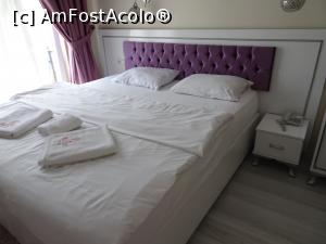 [P14] Rosso Hotel 3* Izmit - patul matrimonial » foto by nicole33
 - 
<span class="allrVoted glyphicon glyphicon-heart hidden" id="av883220"></span>
<a class="m-l-10 hidden" id="sv883220" onclick="voting_Foto_DelVot(,883220,22373)" role="button">șterge vot <span class="glyphicon glyphicon-remove"></span></a>
<a id="v9883220" class=" c-red"  onclick="voting_Foto_SetVot(883220)" role="button"><span class="glyphicon glyphicon-heart-empty"></span> <b>LIKE</b> = Votează poza</a> <img class="hidden"  id="f883220W9" src="/imagini/loader.gif" border="0" /><span class="AjErrMes hidden" id="e883220ErM"></span>
