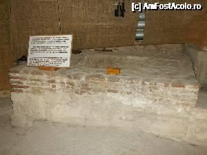 [P15] Micul edificiul termal - una dintre descoperirile considerate importante » foto by Claudiu U.
 - 
<span class="allrVoted glyphicon glyphicon-heart hidden" id="av689923"></span>
<a class="m-l-10 hidden" id="sv689923" onclick="voting_Foto_DelVot(,689923,22396)" role="button">șterge vot <span class="glyphicon glyphicon-remove"></span></a>
<a id="v9689923" class=" c-red"  onclick="voting_Foto_SetVot(689923)" role="button"><span class="glyphicon glyphicon-heart-empty"></span> <b>LIKE</b> = Votează poza</a> <img class="hidden"  id="f689923W9" src="/imagini/loader.gif" border="0" /><span class="AjErrMes hidden" id="e689923ErM"></span>