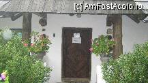 [P06] usa de la intrare » foto by cristi82d
 - 
<span class="allrVoted glyphicon glyphicon-heart hidden" id="av141466"></span>
<a class="m-l-10 hidden" id="sv141466" onclick="voting_Foto_DelVot(,141466,22407)" role="button">șterge vot <span class="glyphicon glyphicon-remove"></span></a>
<a id="v9141466" class=" c-red"  onclick="voting_Foto_SetVot(141466)" role="button"><span class="glyphicon glyphicon-heart-empty"></span> <b>LIKE</b> = Votează poza</a> <img class="hidden"  id="f141466W9" src="/imagini/loader.gif" border="0" /><span class="AjErrMes hidden" id="e141466ErM"></span>