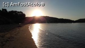 [P04] Agia Paraskievi » foto by mircea rpd
 - 
<span class="allrVoted glyphicon glyphicon-heart hidden" id="av888904"></span>
<a class="m-l-10 hidden" id="sv888904" onclick="voting_Foto_DelVot(,888904,22413)" role="button">șterge vot <span class="glyphicon glyphicon-remove"></span></a>
<a id="v9888904" class=" c-red"  onclick="voting_Foto_SetVot(888904)" role="button"><span class="glyphicon glyphicon-heart-empty"></span> <b>LIKE</b> = Votează poza</a> <img class="hidden"  id="f888904W9" src="/imagini/loader.gif" border="0" /><span class="AjErrMes hidden" id="e888904ErM"></span>