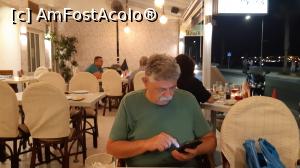 [P03] Butonând pe telefon la Agrilia Restaurant » foto by Carmen Ion
 - 
<span class="allrVoted glyphicon glyphicon-heart hidden" id="av1209665"></span>
<a class="m-l-10 hidden" id="sv1209665" onclick="voting_Foto_DelVot(,1209665,22481)" role="button">șterge vot <span class="glyphicon glyphicon-remove"></span></a>
<a id="v91209665" class=" c-red"  onclick="voting_Foto_SetVot(1209665)" role="button"><span class="glyphicon glyphicon-heart-empty"></span> <b>LIKE</b> = Votează poza</a> <img class="hidden"  id="f1209665W9" src="/imagini/loader.gif" border="0" /><span class="AjErrMes hidden" id="e1209665ErM"></span>
