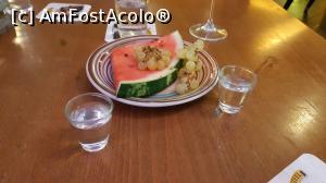 [P60] Beeraria Takis Place Restaurant - raki și fructe on the house » foto by Carmen Ion
 - 
<span class="allrVoted glyphicon glyphicon-heart hidden" id="av1209748"></span>
<a class="m-l-10 hidden" id="sv1209748" onclick="voting_Foto_DelVot(,1209748,22481)" role="button">șterge vot <span class="glyphicon glyphicon-remove"></span></a>
<a id="v91209748" class=" c-red"  onclick="voting_Foto_SetVot(1209748)" role="button"><span class="glyphicon glyphicon-heart-empty"></span> <b>LIKE</b> = Votează poza</a> <img class="hidden"  id="f1209748W9" src="/imagini/loader.gif" border="0" /><span class="AjErrMes hidden" id="e1209748ErM"></span>