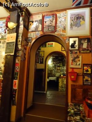 [P21] Holul central și intrările în cele două saloane - Restaurant Select, Câmpulung Muscel.  » foto by tata123 🔱
 - 
<span class="allrVoted glyphicon glyphicon-heart hidden" id="av949256"></span>
<a class="m-l-10 hidden" id="sv949256" onclick="voting_Foto_DelVot(,949256,22572)" role="button">șterge vot <span class="glyphicon glyphicon-remove"></span></a>
<a id="v9949256" class=" c-red"  onclick="voting_Foto_SetVot(949256)" role="button"><span class="glyphicon glyphicon-heart-empty"></span> <b>LIKE</b> = Votează poza</a> <img class="hidden"  id="f949256W9" src="/imagini/loader.gif" border="0" /><span class="AjErrMes hidden" id="e949256ErM"></span>