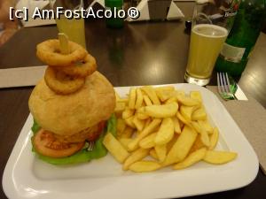 [P10] Burger Pork - Restaurant Maisonette.  » foto by tata123 🔱
 - 
<span class="allrVoted glyphicon glyphicon-heart hidden" id="av954225"></span>
<a class="m-l-10 hidden" id="sv954225" onclick="voting_Foto_DelVot(,954225,22572)" role="button">șterge vot <span class="glyphicon glyphicon-remove"></span></a>
<a id="v9954225" class=" c-red"  onclick="voting_Foto_SetVot(954225)" role="button"><span class="glyphicon glyphicon-heart-empty"></span> <b>LIKE</b> = Votează poza</a> <img class="hidden"  id="f954225W9" src="/imagini/loader.gif" border="0" /><span class="AjErrMes hidden" id="e954225ErM"></span>