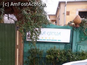 [P01] Am ajuns la Villa Giulia din comuna Islaz.  » foto by Safta Radu
 - 
<span class="allrVoted glyphicon glyphicon-heart hidden" id="av944877"></span>
<a class="m-l-10 hidden" id="sv944877" onclick="voting_Foto_DelVot(,944877,22680)" role="button">șterge vot <span class="glyphicon glyphicon-remove"></span></a>
<a id="v9944877" class=" c-red"  onclick="voting_Foto_SetVot(944877)" role="button"><span class="glyphicon glyphicon-heart-empty"></span> <b>LIKE</b> = Votează poza</a> <img class="hidden"  id="f944877W9" src="/imagini/loader.gif" border="0" /><span class="AjErrMes hidden" id="e944877ErM"></span>