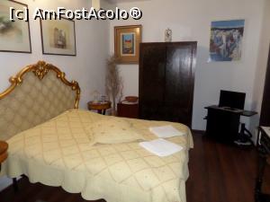 [P13] Altă cameră la Villa Giulia.  » foto by Safta Radu
 - 
<span class="allrVoted glyphicon glyphicon-heart hidden" id="av944903"></span>
<a class="m-l-10 hidden" id="sv944903" onclick="voting_Foto_DelVot(,944903,22680)" role="button">șterge vot <span class="glyphicon glyphicon-remove"></span></a>
<a id="v9944903" class=" c-red"  onclick="voting_Foto_SetVot(944903)" role="button"><span class="glyphicon glyphicon-heart-empty"></span> <b>LIKE</b> = Votează poza</a> <img class="hidden"  id="f944903W9" src="/imagini/loader.gif" border="0" /><span class="AjErrMes hidden" id="e944903ErM"></span>