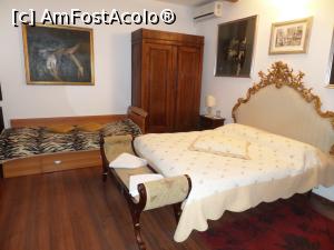[P22] Cameră la Villa Giulia.  » foto by Safta Radu
 - 
<span class="allrVoted glyphicon glyphicon-heart hidden" id="av944934"></span>
<a class="m-l-10 hidden" id="sv944934" onclick="voting_Foto_DelVot(,944934,22680)" role="button">șterge vot <span class="glyphicon glyphicon-remove"></span></a>
<a id="v9944934" class=" c-red"  onclick="voting_Foto_SetVot(944934)" role="button"><span class="glyphicon glyphicon-heart-empty"></span> <b>LIKE</b> = Votează poza</a> <img class="hidden"  id="f944934W9" src="/imagini/loader.gif" border="0" /><span class="AjErrMes hidden" id="e944934ErM"></span>