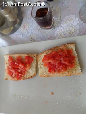 [P05] Bruschete cu roşii, usturoi şi ulei de măsline.  » foto by Safta Radu
 - 
<span class="allrVoted glyphicon glyphicon-heart hidden" id="av944881"></span>
<a class="m-l-10 hidden" id="sv944881" onclick="voting_Foto_DelVot(,944881,22680)" role="button">șterge vot <span class="glyphicon glyphicon-remove"></span></a>
<a id="v9944881" class=" c-red"  onclick="voting_Foto_SetVot(944881)" role="button"><span class="glyphicon glyphicon-heart-empty"></span> <b>LIKE</b> = Votează poza</a> <img class="hidden"  id="f944881W9" src="/imagini/loader.gif" border="0" /><span class="AjErrMes hidden" id="e944881ErM"></span>