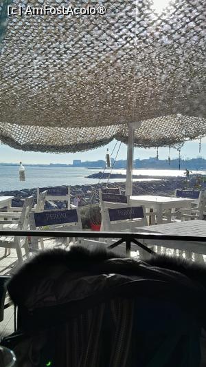 [P11] interior restaurant » foto by Yolanda
 - 
<span class="allrVoted glyphicon glyphicon-heart hidden" id="av1405887"></span>
<a class="m-l-10 hidden" id="sv1405887" onclick="voting_Foto_DelVot(,1405887,22681)" role="button">șterge vot <span class="glyphicon glyphicon-remove"></span></a>
<a id="v91405887" class=" c-red"  onclick="voting_Foto_SetVot(1405887)" role="button"><span class="glyphicon glyphicon-heart-empty"></span> <b>LIKE</b> = Votează poza</a> <img class="hidden"  id="f1405887W9" src="/imagini/loader.gif" border="0" /><span class="AjErrMes hidden" id="e1405887ErM"></span>