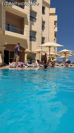 [P26] Piscina cu apa incalzita » foto by BalaciPaul
 - 
<span class="allrVoted glyphicon glyphicon-heart hidden" id="av1285542"></span>
<a class="m-l-10 hidden" id="sv1285542" onclick="voting_Foto_DelVot(,1285542,22687)" role="button">șterge vot <span class="glyphicon glyphicon-remove"></span></a>
<a id="v91285542" class=" c-red"  onclick="voting_Foto_SetVot(1285542)" role="button"><span class="glyphicon glyphicon-heart-empty"></span> <b>LIKE</b> = Votează poza</a> <img class="hidden"  id="f1285542W9" src="/imagini/loader.gif" border="0" /><span class="AjErrMes hidden" id="e1285542ErM"></span>