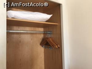 [P35] Tropitel Sahl Hasheesh - dulapul » foto by nicole33
 - 
<span class="allrVoted glyphicon glyphicon-heart hidden" id="av1270822"></span>
<a class="m-l-10 hidden" id="sv1270822" onclick="voting_Foto_DelVot(,1270822,22687)" role="button">șterge vot <span class="glyphicon glyphicon-remove"></span></a>
<a id="v91270822" class=" c-red"  onclick="voting_Foto_SetVot(1270822)" role="button"><span class="glyphicon glyphicon-heart-empty"></span> <b>LIKE</b> = Votează poza</a> <img class="hidden"  id="f1270822W9" src="/imagini/loader.gif" border="0" /><span class="AjErrMes hidden" id="e1270822ErM"></span>