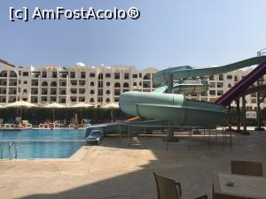 [P61] Tropitel Sahl Hasheesh - la piscina cu tobogane » foto by nicole33
 - 
<span class="allrVoted glyphicon glyphicon-heart hidden" id="av1270848"></span>
<a class="m-l-10 hidden" id="sv1270848" onclick="voting_Foto_DelVot(,1270848,22687)" role="button">șterge vot <span class="glyphicon glyphicon-remove"></span></a>
<a id="v91270848" class=" c-red"  onclick="voting_Foto_SetVot(1270848)" role="button"><span class="glyphicon glyphicon-heart-empty"></span> <b>LIKE</b> = Votează poza</a> <img class="hidden"  id="f1270848W9" src="/imagini/loader.gif" border="0" /><span class="AjErrMes hidden" id="e1270848ErM"></span>