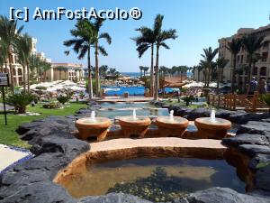 [P17] Vedere dispre terasa restaurantului spre piscine și mare » foto by marsus
 - 
<span class="allrVoted glyphicon glyphicon-heart hidden" id="av1108432"></span>
<a class="m-l-10 hidden" id="sv1108432" onclick="voting_Foto_DelVot(,1108432,22687)" role="button">șterge vot <span class="glyphicon glyphicon-remove"></span></a>
<a id="v91108432" class=" c-red"  onclick="voting_Foto_SetVot(1108432)" role="button"><span class="glyphicon glyphicon-heart-empty"></span> <b>LIKE</b> = Votează poza</a> <img class="hidden"  id="f1108432W9" src="/imagini/loader.gif" border="0" /><span class="AjErrMes hidden" id="e1108432ErM"></span>