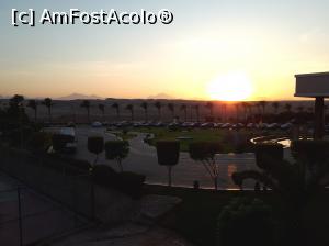 [P08] Apus de soare în deșert văzut din cameră » foto by marsus
 - 
<span class="allrVoted glyphicon glyphicon-heart hidden" id="av1108416"></span>
<a class="m-l-10 hidden" id="sv1108416" onclick="voting_Foto_DelVot(,1108416,22687)" role="button">șterge vot <span class="glyphicon glyphicon-remove"></span></a>
<a id="v91108416" class=" c-red"  onclick="voting_Foto_SetVot(1108416)" role="button"><span class="glyphicon glyphicon-heart-empty"></span> <b>LIKE</b> = Votează poza</a> <img class="hidden"  id="f1108416W9" src="/imagini/loader.gif" border="0" /><span class="AjErrMes hidden" id="e1108416ErM"></span>