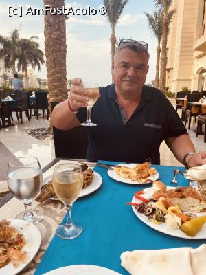 [P39] Pe terasa! La hotel Tropitel! » foto by ARA
 - 
<span class="allrVoted glyphicon glyphicon-heart hidden" id="av1393564"></span>
<a class="m-l-10 hidden" id="sv1393564" onclick="voting_Foto_DelVot(,1393564,22687)" role="button">șterge vot <span class="glyphicon glyphicon-remove"></span></a>
<a id="v91393564" class=" c-red"  onclick="voting_Foto_SetVot(1393564)" role="button"><span class="glyphicon glyphicon-heart-empty"></span> <b>LIKE</b> = Votează poza</a> <img class="hidden"  id="f1393564W9" src="/imagini/loader.gif" border="0" /><span class="AjErrMes hidden" id="e1393564ErM"></span>