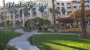 [P06] Aleea din curtea hotelului » foto by marcopolo74
 - 
<span class="allrVoted glyphicon glyphicon-heart hidden" id="av911779"></span>
<a class="m-l-10 hidden" id="sv911779" onclick="voting_Foto_DelVot(,911779,22687)" role="button">șterge vot <span class="glyphicon glyphicon-remove"></span></a>
<a id="v9911779" class=" c-red"  onclick="voting_Foto_SetVot(911779)" role="button"><span class="glyphicon glyphicon-heart-empty"></span> <b>LIKE</b> = Votează poza</a> <img class="hidden"  id="f911779W9" src="/imagini/loader.gif" border="0" /><span class="AjErrMes hidden" id="e911779ErM"></span>