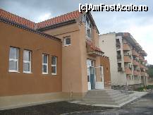 [P18] Intrarea in pavilionul balnear, prevazut si cu baza de tratament, deocamdata nefunctional » foto by dorgo
 - 
<span class="allrVoted glyphicon glyphicon-heart hidden" id="av112049"></span>
<a class="m-l-10 hidden" id="sv112049" onclick="voting_Foto_DelVot(,112049,22715)" role="button">șterge vot <span class="glyphicon glyphicon-remove"></span></a>
<a id="v9112049" class=" c-red"  onclick="voting_Foto_SetVot(112049)" role="button"><span class="glyphicon glyphicon-heart-empty"></span> <b>LIKE</b> = Votează poza</a> <img class="hidden"  id="f112049W9" src="/imagini/loader.gif" border="0" /><span class="AjErrMes hidden" id="e112049ErM"></span>