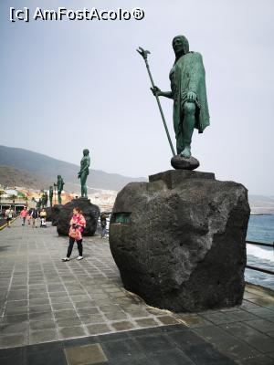 [P16] Statuile regilor guanși » foto by crismis
 - 
<span class="allrVoted glyphicon glyphicon-heart hidden" id="av1160432"></span>
<a class="m-l-10 hidden" id="sv1160432" onclick="voting_Foto_DelVot(,1160432,22792)" role="button">șterge vot <span class="glyphicon glyphicon-remove"></span></a>
<a id="v91160432" class=" c-red"  onclick="voting_Foto_SetVot(1160432)" role="button"><span class="glyphicon glyphicon-heart-empty"></span> <b>LIKE</b> = Votează poza</a> <img class="hidden"  id="f1160432W9" src="/imagini/loader.gif" border="0" /><span class="AjErrMes hidden" id="e1160432ErM"></span>