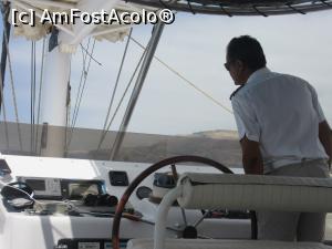 [P19] Căpitanul alege locul unde să oprească motoarele în apropierea balenelor » foto by Michi
 - 
<span class="allrVoted glyphicon glyphicon-heart hidden" id="av913777"></span>
<a class="m-l-10 hidden" id="sv913777" onclick="voting_Foto_DelVot(,913777,22792)" role="button">șterge vot <span class="glyphicon glyphicon-remove"></span></a>
<a id="v9913777" class=" c-red"  onclick="voting_Foto_SetVot(913777)" role="button"><span class="glyphicon glyphicon-heart-empty"></span> <b>LIKE</b> = Votează poza</a> <img class="hidden"  id="f913777W9" src="/imagini/loader.gif" border="0" /><span class="AjErrMes hidden" id="e913777ErM"></span>