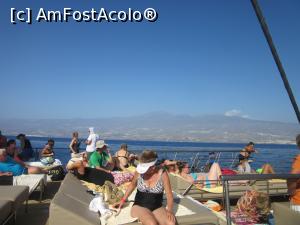 [P30] La plajă pe punte. În planul doi vulcanul El Teide » foto by Michi
 - 
<span class="allrVoted glyphicon glyphicon-heart hidden" id="av913788"></span>
<a class="m-l-10 hidden" id="sv913788" onclick="voting_Foto_DelVot(,913788,22792)" role="button">șterge vot <span class="glyphicon glyphicon-remove"></span></a>
<a id="v9913788" class=" c-red"  onclick="voting_Foto_SetVot(913788)" role="button"><span class="glyphicon glyphicon-heart-empty"></span> <b>LIKE</b> = Votează poza</a> <img class="hidden"  id="f913788W9" src="/imagini/loader.gif" border="0" /><span class="AjErrMes hidden" id="e913788ErM"></span>