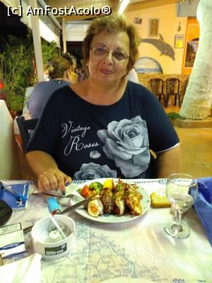 [P01] Taverna Ta Kimata: porția mai mult decât generoasă de calamari umpluți.  » foto by Carmen Ion
 - 
<span class="allrVoted glyphicon glyphicon-heart hidden" id="av938142"></span>
<a class="m-l-10 hidden" id="sv938142" onclick="voting_Foto_DelVot(,938142,22804)" role="button">șterge vot <span class="glyphicon glyphicon-remove"></span></a>
<a id="v9938142" class=" c-red"  onclick="voting_Foto_SetVot(938142)" role="button"><span class="glyphicon glyphicon-heart-empty"></span> <b>LIKE</b> = Votează poza</a> <img class="hidden"  id="f938142W9" src="/imagini/loader.gif" border="0" /><span class="AjErrMes hidden" id="e938142ErM"></span>