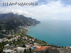 P03 [APR-2018] Vedere spre Minori și Maiori din stația de autobuz din Ravello