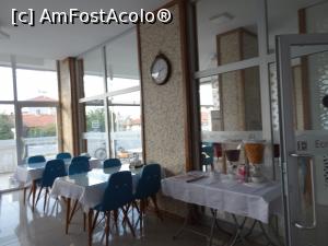[P30] Ecrin Hotel Altintaş - la micul dejun » foto by nicole33
 - 
<span class="allrVoted glyphicon glyphicon-heart hidden" id="av908251"></span>
<a class="m-l-10 hidden" id="sv908251" onclick="voting_Foto_DelVot(,908251,22824)" role="button">șterge vot <span class="glyphicon glyphicon-remove"></span></a>
<a id="v9908251" class=" c-red"  onclick="voting_Foto_SetVot(908251)" role="button"><span class="glyphicon glyphicon-heart-empty"></span> <b>LIKE</b> = Votează poza</a> <img class="hidden"  id="f908251W9" src="/imagini/loader.gif" border="0" /><span class="AjErrMes hidden" id="e908251ErM"></span>