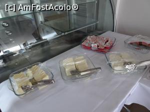 [P33] Ecrin Hotel Altintaş - la micul dejun » foto by nicole33
 - 
<span class="allrVoted glyphicon glyphicon-heart hidden" id="av908254"></span>
<a class="m-l-10 hidden" id="sv908254" onclick="voting_Foto_DelVot(,908254,22824)" role="button">șterge vot <span class="glyphicon glyphicon-remove"></span></a>
<a id="v9908254" class=" c-red"  onclick="voting_Foto_SetVot(908254)" role="button"><span class="glyphicon glyphicon-heart-empty"></span> <b>LIKE</b> = Votează poza</a> <img class="hidden"  id="f908254W9" src="/imagini/loader.gif" border="0" /><span class="AjErrMes hidden" id="e908254ErM"></span>