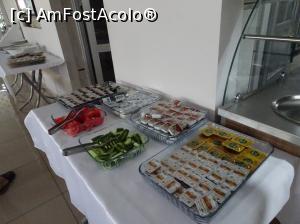 [P34] Ecrin Hotel Altintaş - la micul dejun » foto by nicole33
 - 
<span class="allrVoted glyphicon glyphicon-heart hidden" id="av908255"></span>
<a class="m-l-10 hidden" id="sv908255" onclick="voting_Foto_DelVot(,908255,22824)" role="button">șterge vot <span class="glyphicon glyphicon-remove"></span></a>
<a id="v9908255" class=" c-red"  onclick="voting_Foto_SetVot(908255)" role="button"><span class="glyphicon glyphicon-heart-empty"></span> <b>LIKE</b> = Votează poza</a> <img class="hidden"  id="f908255W9" src="/imagini/loader.gif" border="0" /><span class="AjErrMes hidden" id="e908255ErM"></span>