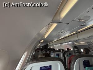 [P21] Interior avion LATAM » foto by AZE
 - 
<span class="allrVoted glyphicon glyphicon-heart hidden" id="av1522919"></span>
<a class="m-l-10 hidden" id="sv1522919" onclick="voting_Foto_DelVot(,1522919,22921)" role="button">șterge vot <span class="glyphicon glyphicon-remove"></span></a>
<a id="v91522919" class=" c-red"  onclick="voting_Foto_SetVot(1522919)" role="button"><span class="glyphicon glyphicon-heart-empty"></span> <b>LIKE</b> = Votează poza</a> <img class="hidden"  id="f1522919W9" src="/imagini/loader.gif" border="0" /><span class="AjErrMes hidden" id="e1522919ErM"></span>