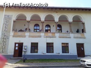 [P06] Casa Baniei.Sectia de Etnografie a Muzeului Olteniei din Craiova. » foto by Floria
 - 
<span class="allrVoted glyphicon glyphicon-heart hidden" id="av1267809"></span>
<a class="m-l-10 hidden" id="sv1267809" onclick="voting_Foto_DelVot(,1267809,22988)" role="button">șterge vot <span class="glyphicon glyphicon-remove"></span></a>
<a id="v91267809" class=" c-red"  onclick="voting_Foto_SetVot(1267809)" role="button"><span class="glyphicon glyphicon-heart-empty"></span> <b>LIKE</b> = Votează poza</a> <img class="hidden"  id="f1267809W9" src="/imagini/loader.gif" border="0" /><span class="AjErrMes hidden" id="e1267809ErM"></span>