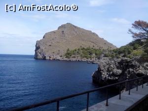 [P06] În drum spre Torente de Pareis - stânci singuratice care înaintează în mare » foto by diacrys*
 - 
<span class="allrVoted glyphicon glyphicon-heart hidden" id="av920416"></span>
<a class="m-l-10 hidden" id="sv920416" onclick="voting_Foto_DelVot(,920416,23018)" role="button">șterge vot <span class="glyphicon glyphicon-remove"></span></a>
<a id="v9920416" class=" c-red"  onclick="voting_Foto_SetVot(920416)" role="button"><span class="glyphicon glyphicon-heart-empty"></span> <b>LIKE</b> = Votează poza</a> <img class="hidden"  id="f920416W9" src="/imagini/loader.gif" border="0" /><span class="AjErrMes hidden" id="e920416ErM"></span>