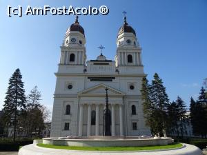 [P02] Catedrala Mitropolitană „Sf. Cuvioasa Parascheva” din Iași.  » foto by tata123 🔱
 - 
<span class="allrVoted glyphicon glyphicon-heart hidden" id="av920778"></span>
<a class="m-l-10 hidden" id="sv920778" onclick="voting_Foto_DelVot(,920778,23025)" role="button">șterge vot <span class="glyphicon glyphicon-remove"></span></a>
<a id="v9920778" class=" c-red"  onclick="voting_Foto_SetVot(920778)" role="button"><span class="glyphicon glyphicon-heart-empty"></span> <b>LIKE</b> = Votează poza</a> <img class="hidden"  id="f920778W9" src="/imagini/loader.gif" border="0" /><span class="AjErrMes hidden" id="e920778ErM"></span>