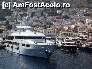 [P05] Pregătirea de acostare în Hydra » foto by irinad
 - 
<span class="allrVoted glyphicon glyphicon-heart hidden" id="av711114"></span>
<a class="m-l-10 hidden" id="sv711114" onclick="voting_Foto_DelVot(,711114,23081)" role="button">șterge vot <span class="glyphicon glyphicon-remove"></span></a>
<a id="v9711114" class=" c-red"  onclick="voting_Foto_SetVot(711114)" role="button"><span class="glyphicon glyphicon-heart-empty"></span> <b>LIKE</b> = Votează poza</a> <img class="hidden"  id="f711114W9" src="/imagini/loader.gif" border="0" /><span class="AjErrMes hidden" id="e711114ErM"></span>