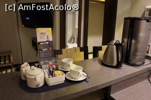 [P20] Jabal Amman Hotel, Ceaiul şi cafeaua ne aşteptau » foto by mprofeanu
 - 
<span class="allrVoted glyphicon glyphicon-heart hidden" id="av925118"></span>
<a class="m-l-10 hidden" id="sv925118" onclick="voting_Foto_DelVot(,925118,23113)" role="button">șterge vot <span class="glyphicon glyphicon-remove"></span></a>
<a id="v9925118" class=" c-red"  onclick="voting_Foto_SetVot(925118)" role="button"><span class="glyphicon glyphicon-heart-empty"></span> <b>LIKE</b> = Votează poza</a> <img class="hidden"  id="f925118W9" src="/imagini/loader.gif" border="0" /><span class="AjErrMes hidden" id="e925118ErM"></span>