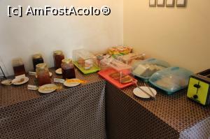 [P24] Jabal Amman Hotel, Dulceţuri şi patiserie » foto by mprofeanu
 - 
<span class="allrVoted glyphicon glyphicon-heart hidden" id="av925122"></span>
<a class="m-l-10 hidden" id="sv925122" onclick="voting_Foto_DelVot(,925122,23113)" role="button">șterge vot <span class="glyphicon glyphicon-remove"></span></a>
<a id="v9925122" class=" c-red"  onclick="voting_Foto_SetVot(925122)" role="button"><span class="glyphicon glyphicon-heart-empty"></span> <b>LIKE</b> = Votează poza</a> <img class="hidden"  id="f925122W9" src="/imagini/loader.gif" border="0" /><span class="AjErrMes hidden" id="e925122ErM"></span>