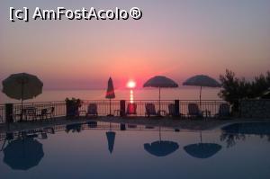 [P06] Apus de soare!  » foto by sdanutza
 - 
<span class="allrVoted glyphicon glyphicon-heart hidden" id="av925249"></span>
<a class="m-l-10 hidden" id="sv925249" onclick="voting_Foto_DelVot(,925249,23116)" role="button">șterge vot <span class="glyphicon glyphicon-remove"></span></a>
<a id="v9925249" class=" c-red"  onclick="voting_Foto_SetVot(925249)" role="button"><span class="glyphicon glyphicon-heart-empty"></span> <b>LIKE</b> = Votează poza</a> <img class="hidden"  id="f925249W9" src="/imagini/loader.gif" border="0" /><span class="AjErrMes hidden" id="e925249ErM"></span>