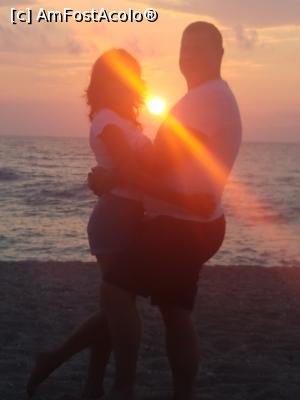 [P08] apus de soare pe plaja!  » foto by sdanutza
 - 
<span class="allrVoted glyphicon glyphicon-heart hidden" id="av925254"></span>
<a class="m-l-10 hidden" id="sv925254" onclick="voting_Foto_DelVot(,925254,23116)" role="button">șterge vot <span class="glyphicon glyphicon-remove"></span></a>
<a id="v9925254" class=" c-red"  onclick="voting_Foto_SetVot(925254)" role="button"><span class="glyphicon glyphicon-heart-empty"></span> <b>LIKE</b> = Votează poza</a> <img class="hidden"  id="f925254W9" src="/imagini/loader.gif" border="0" /><span class="AjErrMes hidden" id="e925254ErM"></span>
