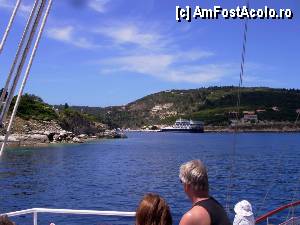 [P21] Una dintre intrările portului Gaios din Paxos » foto by Dragoș_MD
 - 
<span class="allrVoted glyphicon glyphicon-heart hidden" id="av423937"></span>
<a class="m-l-10 hidden" id="sv423937" onclick="voting_Foto_DelVot(,423937,23149)" role="button">șterge vot <span class="glyphicon glyphicon-remove"></span></a>
<a id="v9423937" class=" c-red"  onclick="voting_Foto_SetVot(423937)" role="button"><span class="glyphicon glyphicon-heart-empty"></span> <b>LIKE</b> = Votează poza</a> <img class="hidden"  id="f423937W9" src="/imagini/loader.gif" border="0" /><span class="AjErrMes hidden" id="e423937ErM"></span>
