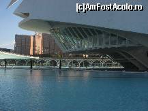 [P16] Partea de jos a Palatului Artelor parca aduce cu puntea de comanda a unei nave. In plan indepartat se vede Umbracle » foto by vini
 - 
<span class="allrVoted glyphicon glyphicon-heart hidden" id="av69136"></span>
<a class="m-l-10 hidden" id="sv69136" onclick="voting_Foto_DelVot(,69136,23166)" role="button">șterge vot <span class="glyphicon glyphicon-remove"></span></a>
<a id="v969136" class=" c-red"  onclick="voting_Foto_SetVot(69136)" role="button"><span class="glyphicon glyphicon-heart-empty"></span> <b>LIKE</b> = Votează poza</a> <img class="hidden"  id="f69136W9" src="/imagini/loader.gif" border="0" /><span class="AjErrMes hidden" id="e69136ErM"></span>