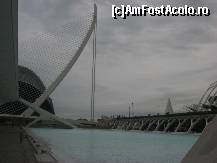 [P05] In stanga este Muzeul stiintei, in spate Agora si podul iar pe dreapta o parte din Umbracle » foto by vini
 - 
<span class="allrVoted glyphicon glyphicon-heart hidden" id="av69122"></span>
<a class="m-l-10 hidden" id="sv69122" onclick="voting_Foto_DelVot(,69122,23166)" role="button">șterge vot <span class="glyphicon glyphicon-remove"></span></a>
<a id="v969122" class=" c-red"  onclick="voting_Foto_SetVot(69122)" role="button"><span class="glyphicon glyphicon-heart-empty"></span> <b>LIKE</b> = Votează poza</a> <img class="hidden"  id="f69122W9" src="/imagini/loader.gif" border="0" /><span class="AjErrMes hidden" id="e69122ErM"></span>